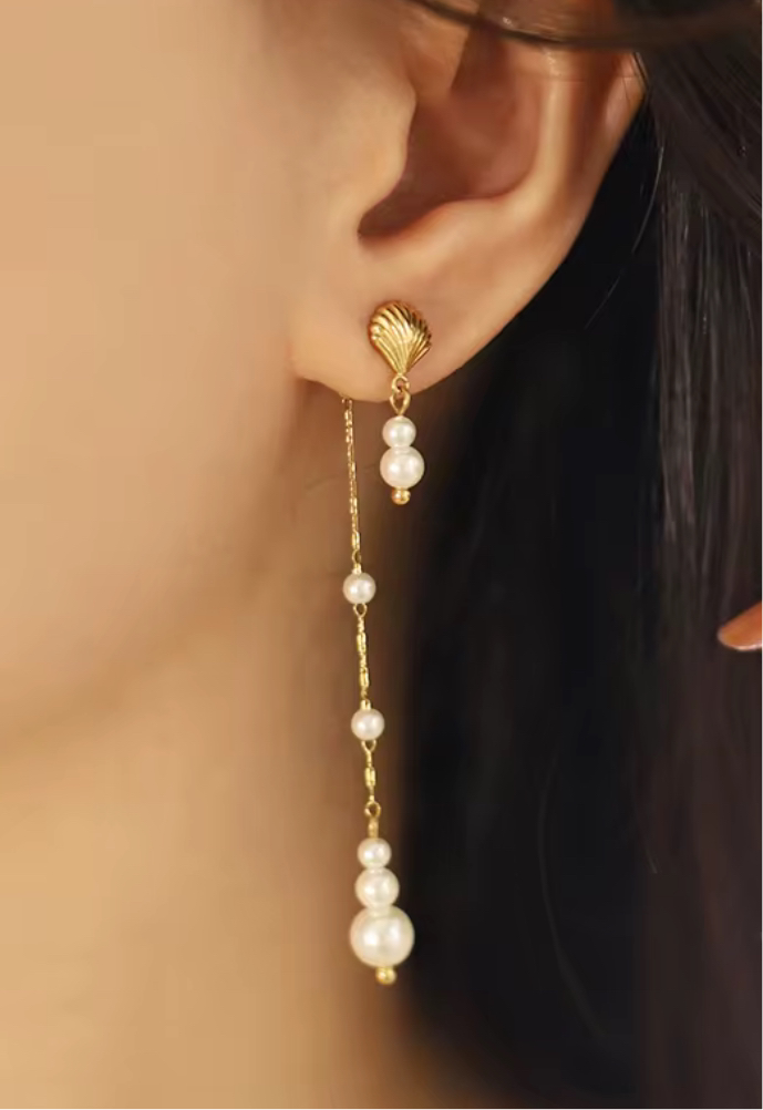 Vintage Tassel Shell Earrings