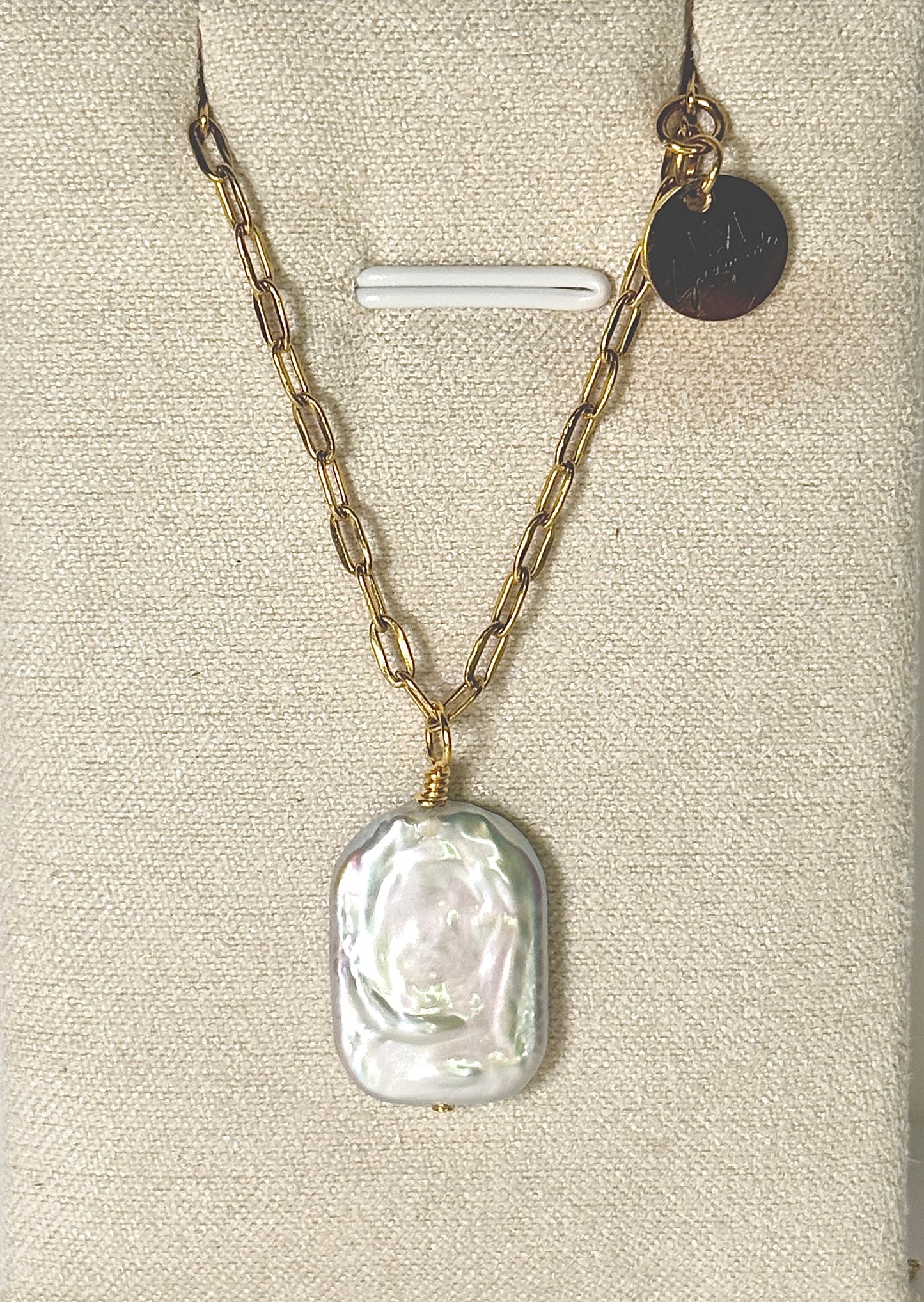 Lustrous Link Square Pearl Necklace