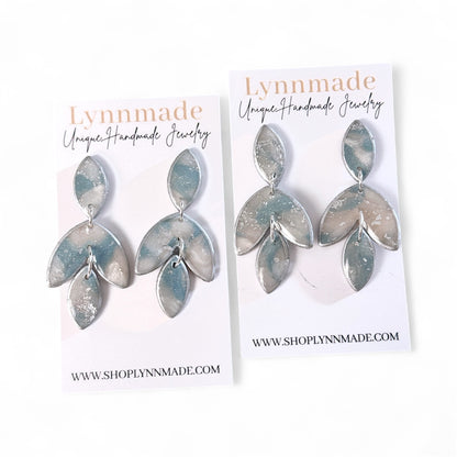 Dusty Blue & Sparkling White Marbled Bridal Earrings Set ￼