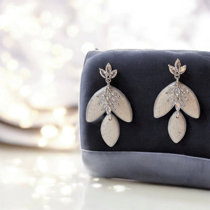 Dusty Blue & Sparkling White Marbled Bridal Earrings Set ￼