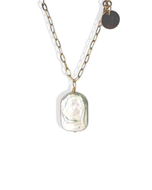 Lustrous Link Square Pearl Necklace