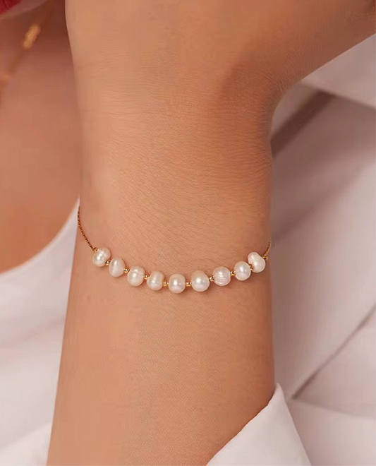 Golden Horizon Pearl Bracelet
