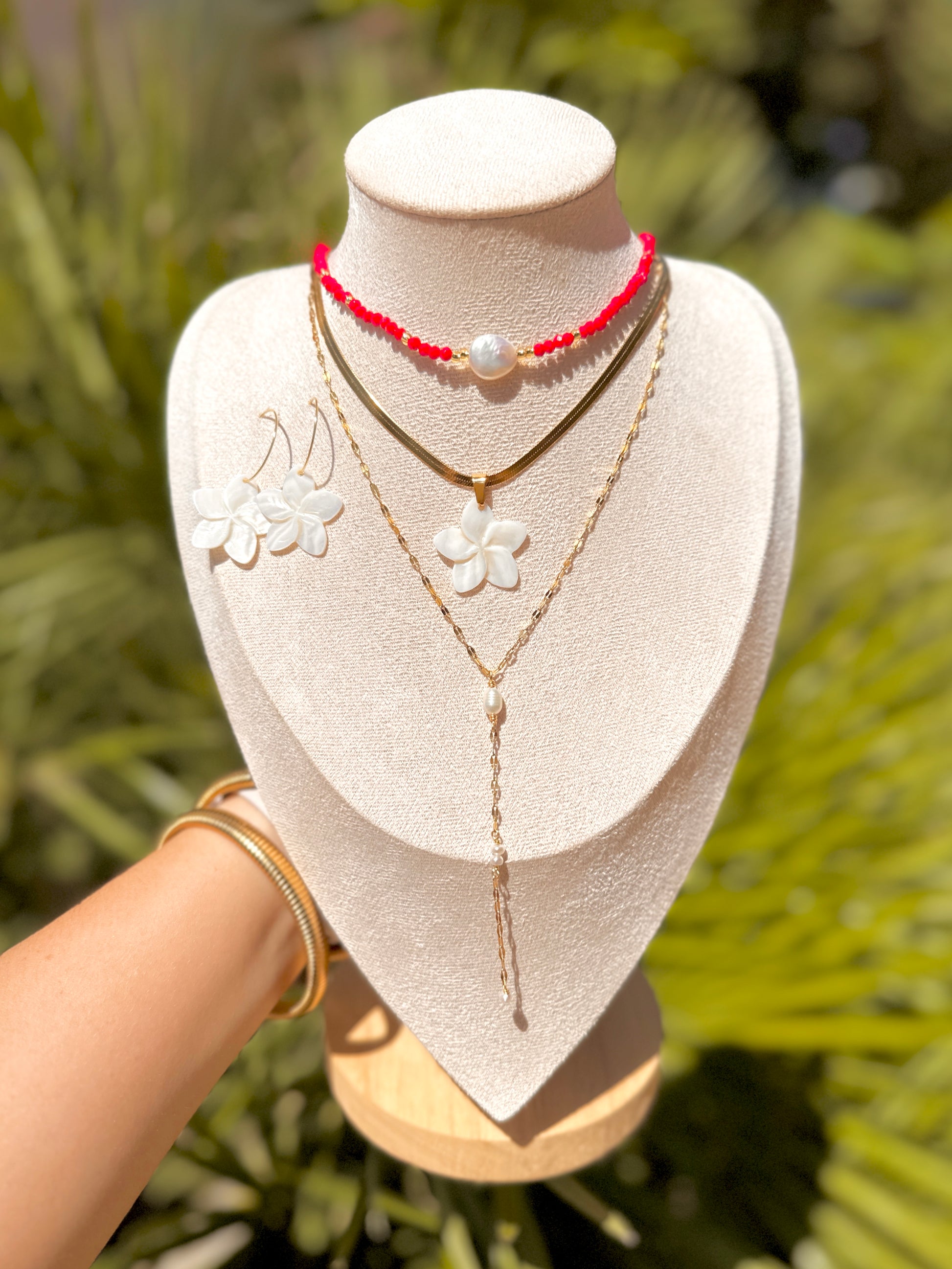 Hawaiian Flower Pearl Necklace – Lynnmade