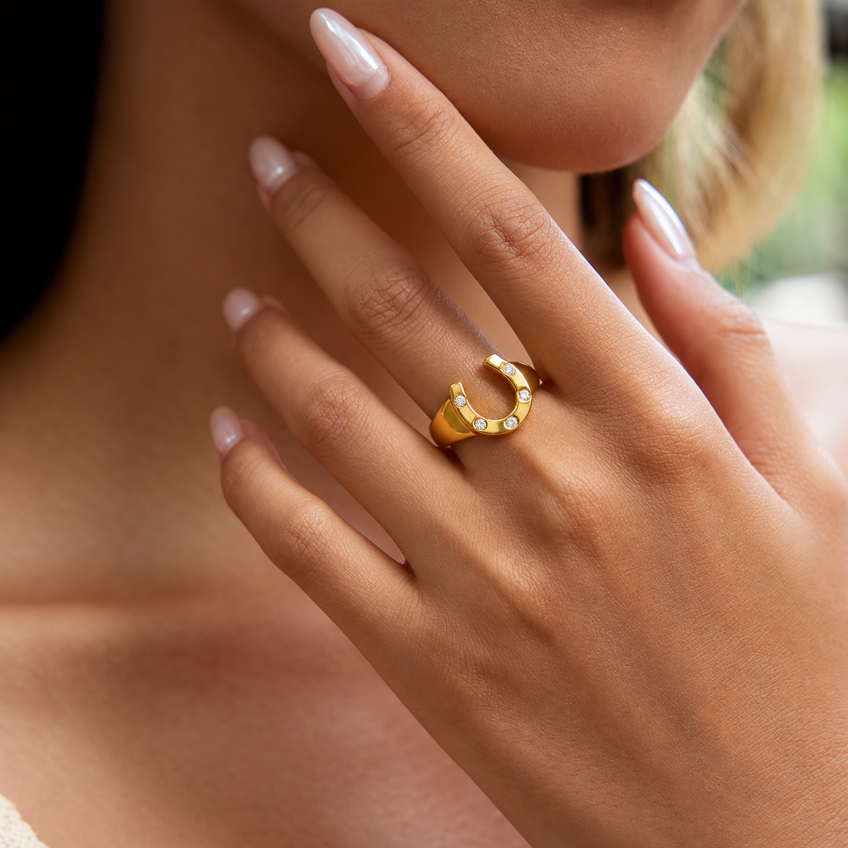 The Mother of Pearl Horseshoe U Ring