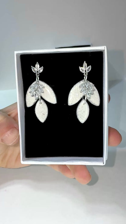 Dusty Blue & Sparkling White Marbled Bridal Earrings Set ￼